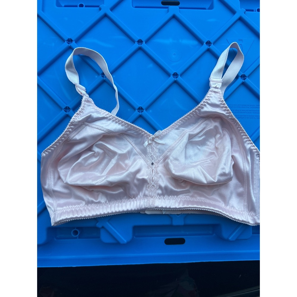 Bali 3820 Double Support Wireless Bra 36DD Pale Pink Satin Full Coverage Lace